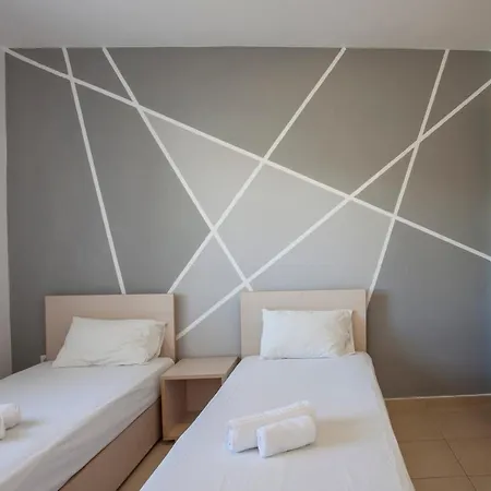 Апартаменты Maria Family Apartment *